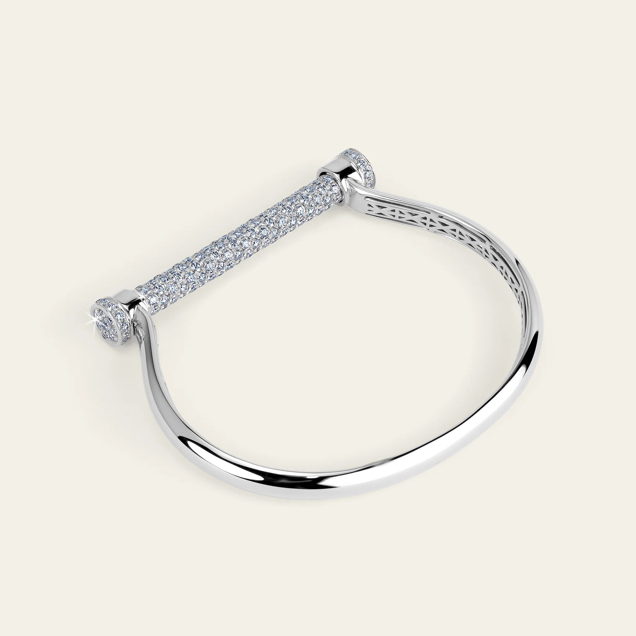 ジェイコブ エストリボ コレクション ホワイトゴールド ブレスレット 着用イメージ