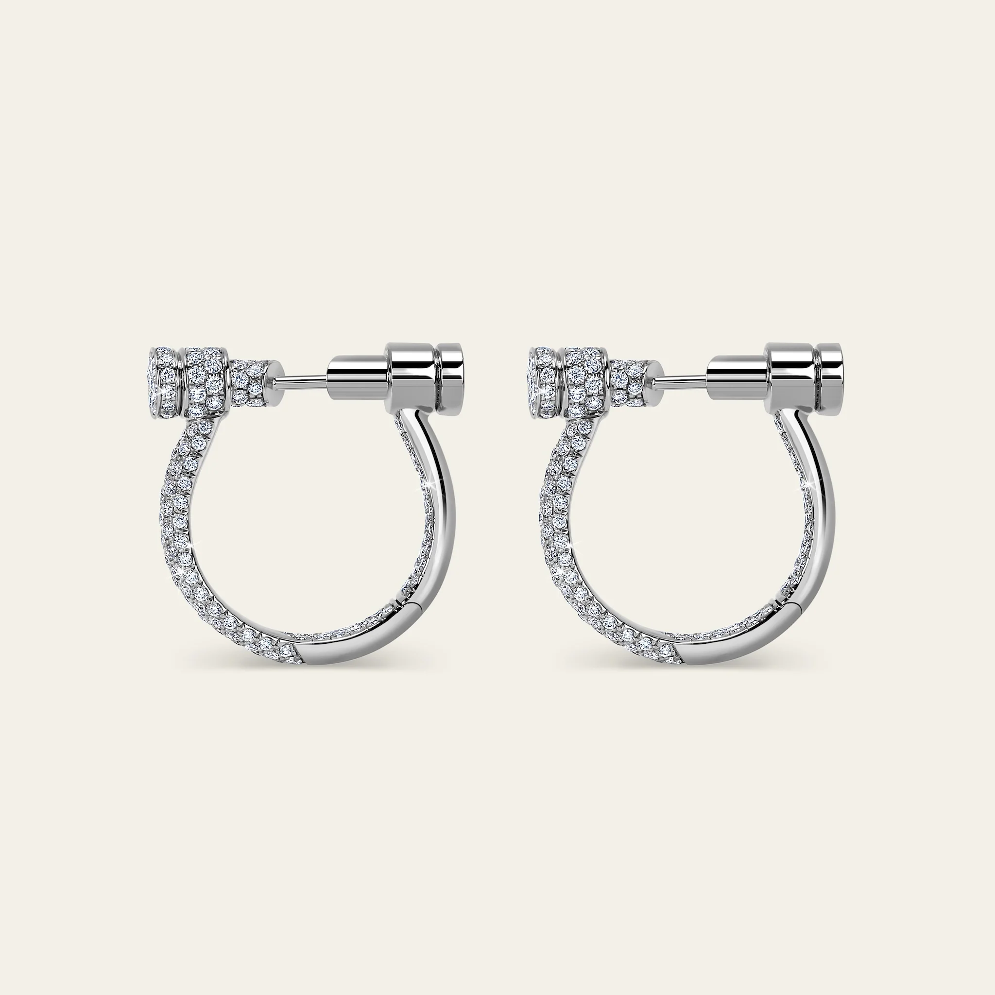 Jacob & Co. エストリボ イヤリング 18Kホワイトゴールド ダイヤモンド 正面