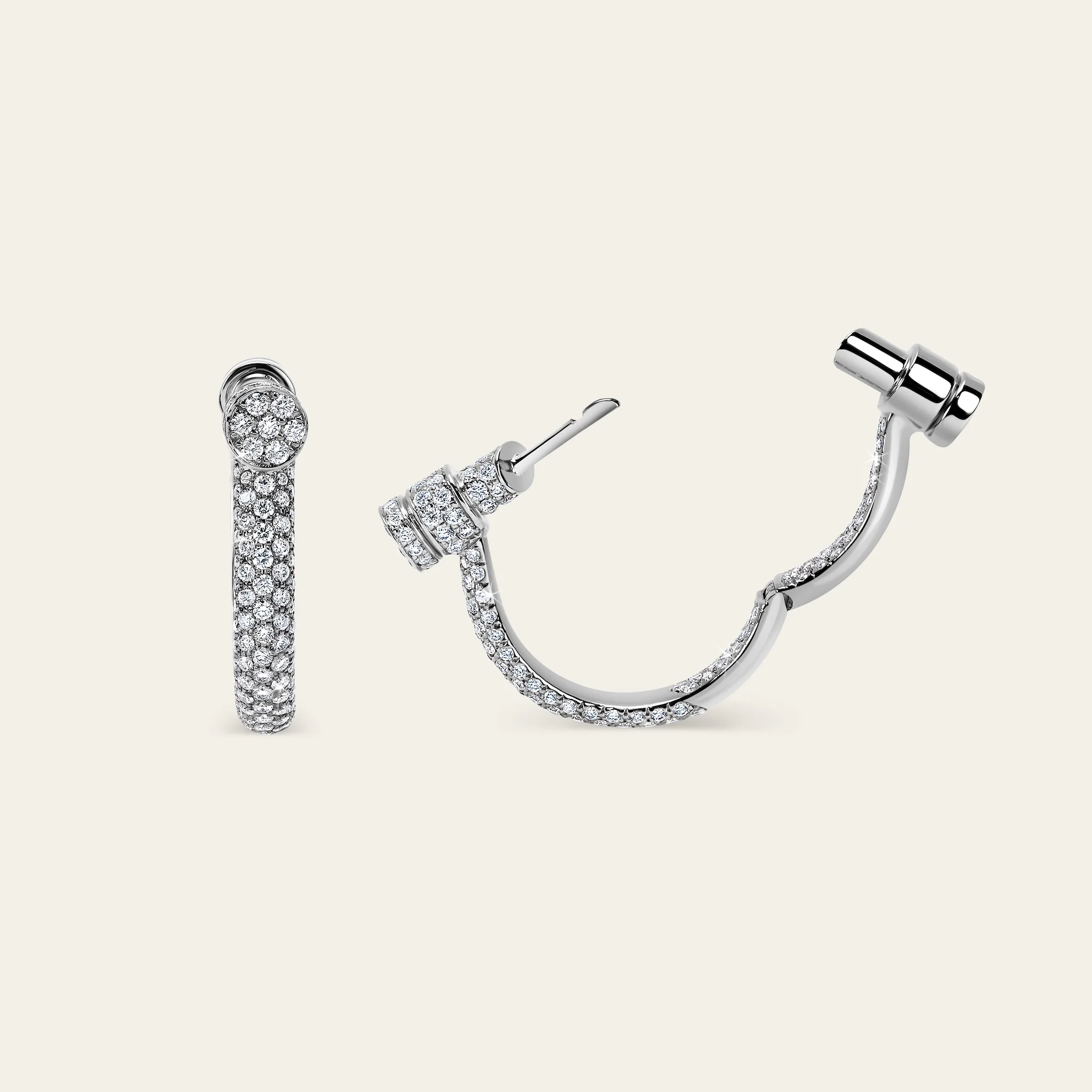 Jacob & Co. 18Kホワイトゴールド イヤリング 着用イメージ