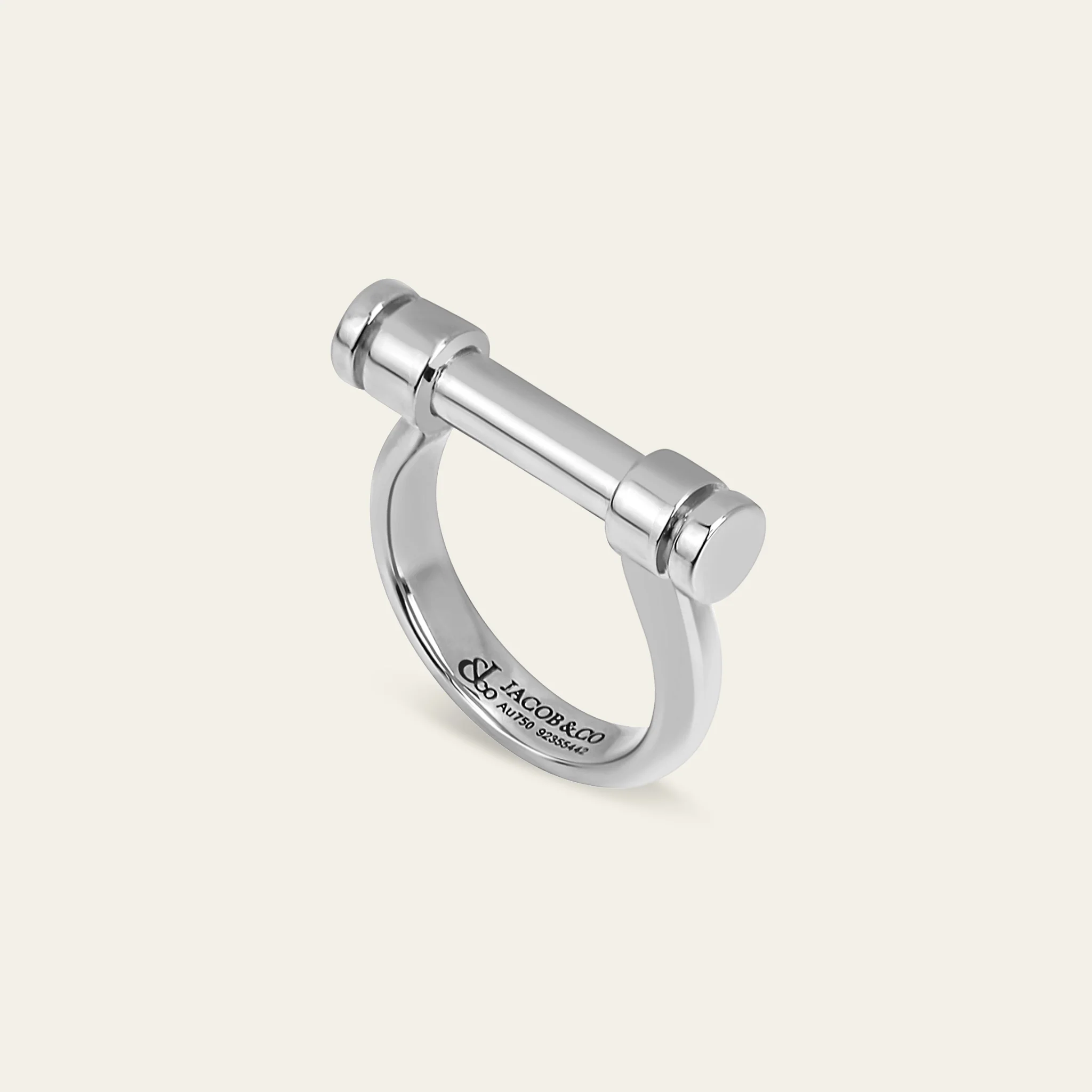 ジェイコブ エストリボ コレクション ホワイトゴールド 指輪 着用画像