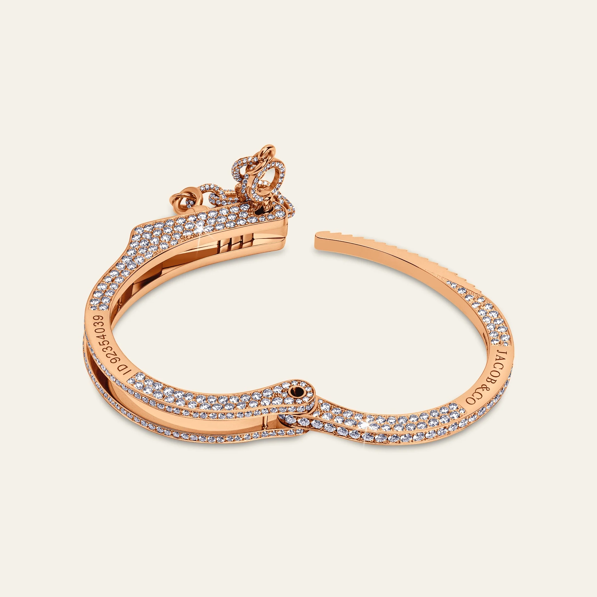 ラブ・ロックダウン 978石のダイヤモンド 拡大ディテール