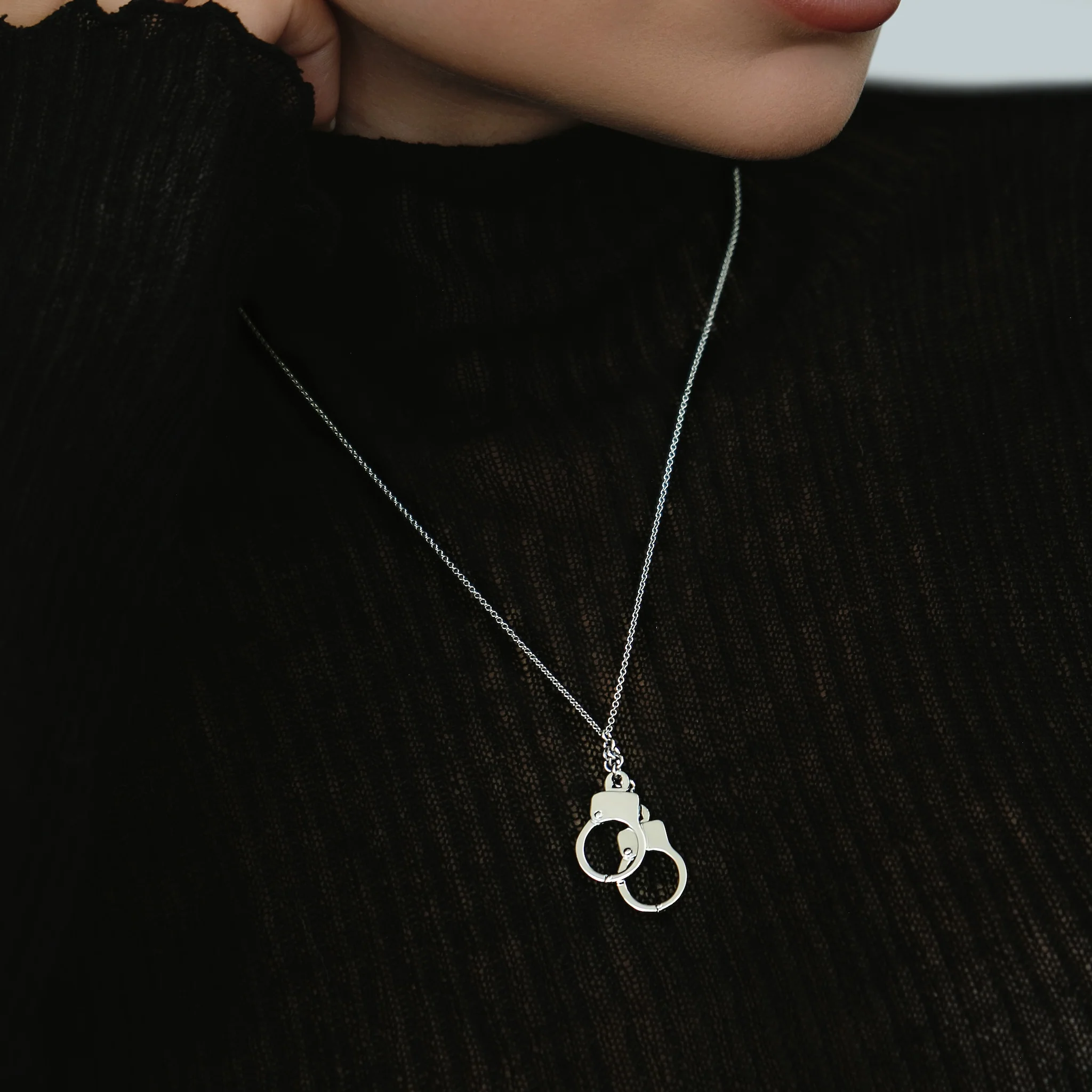 ラブ・ロックダウン ネックレス 留め具・ディテール (18KWG)