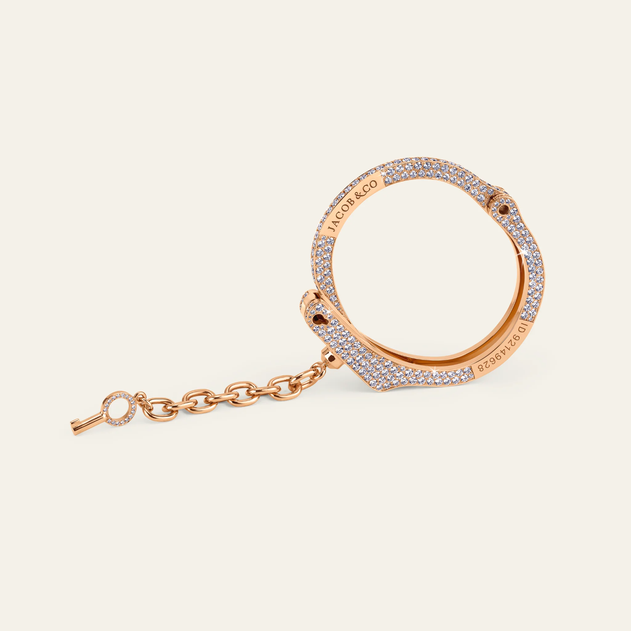 ラブ・ロックダウン 546石のダイヤモンド 拡大ディテール