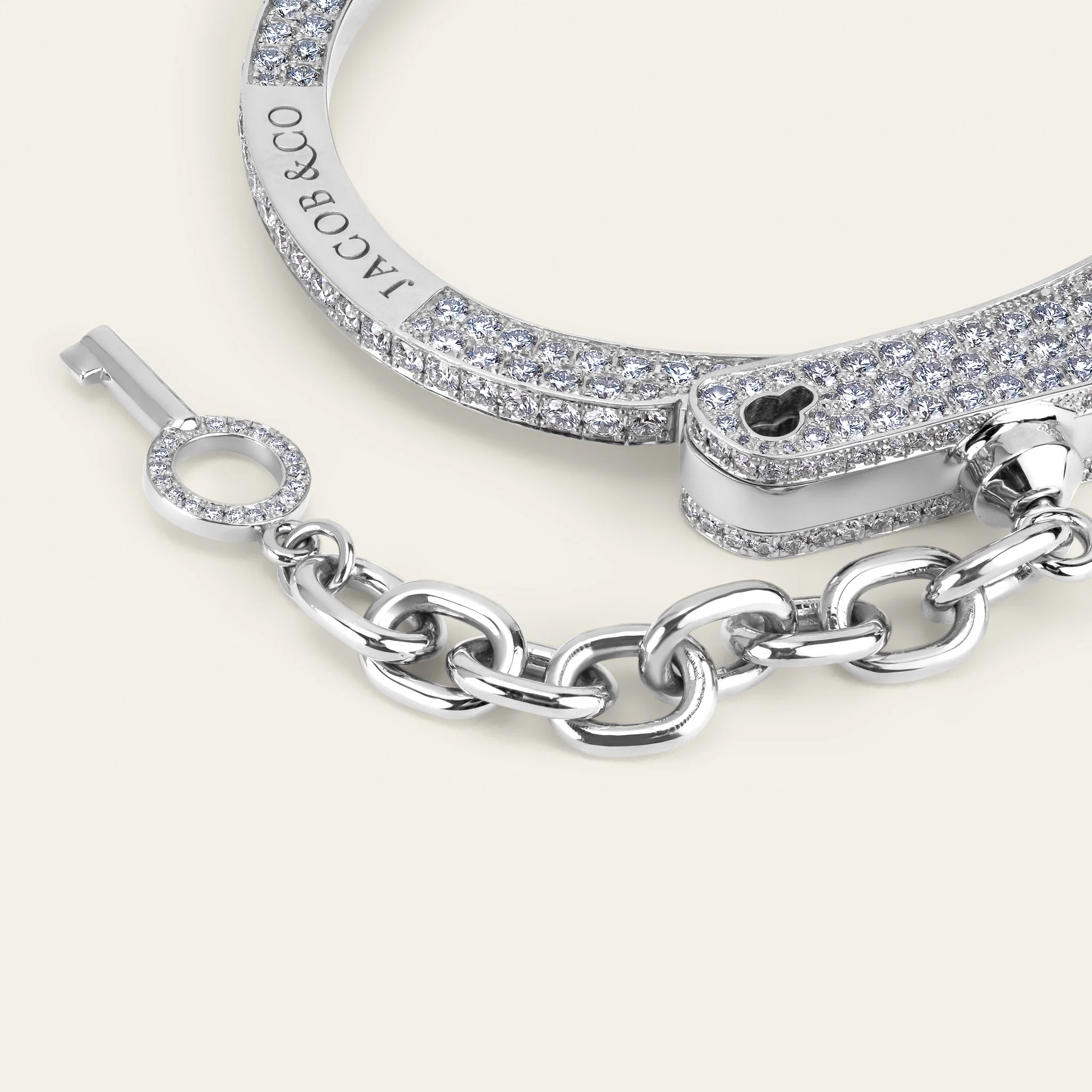 ラブ・ロックダウン 14.45ctダイヤモンド ブレスレット 着用イメージ