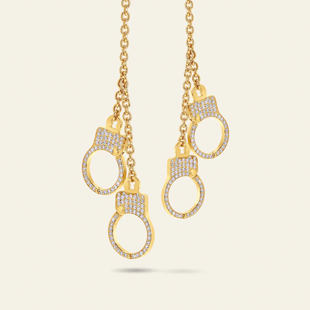 ラブ・ロックダウン ハンギングダイヤモンドイヤリング 着用イメージ