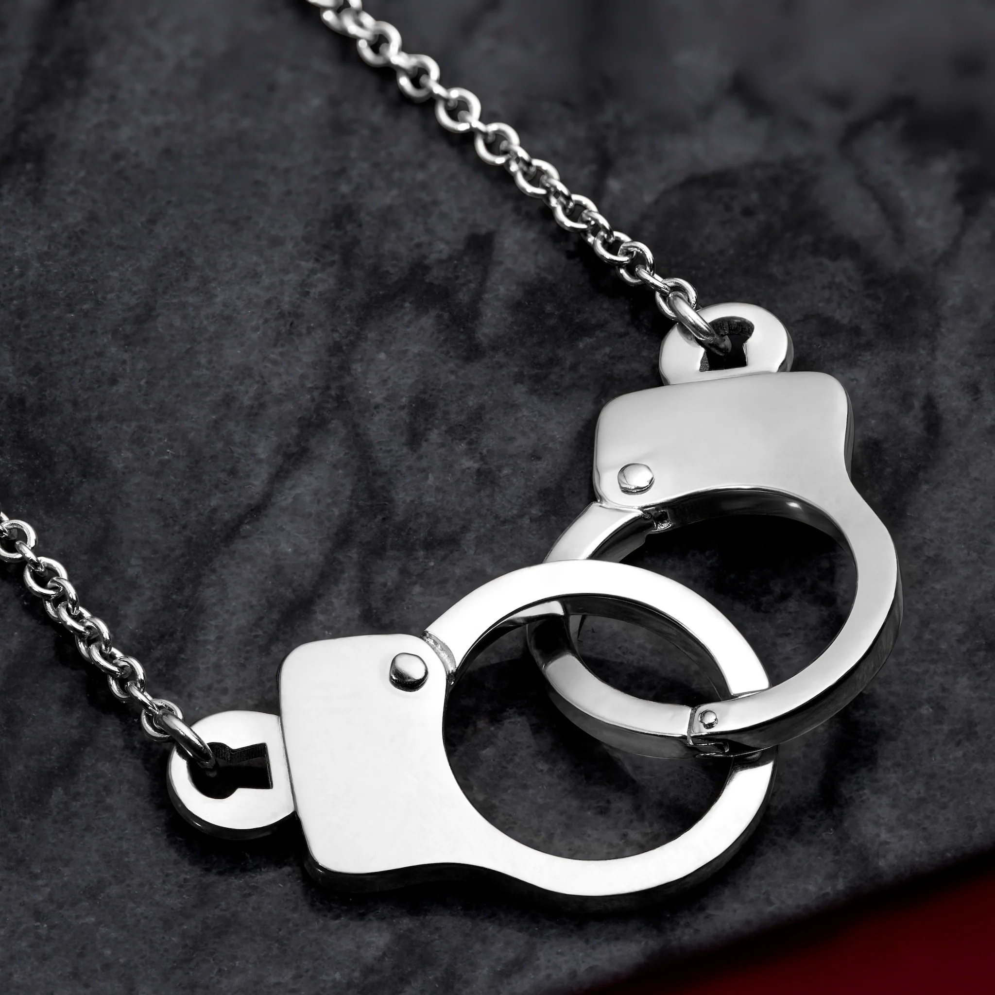 ラブ・ロックダウン ネックレス 留め具・ディテール