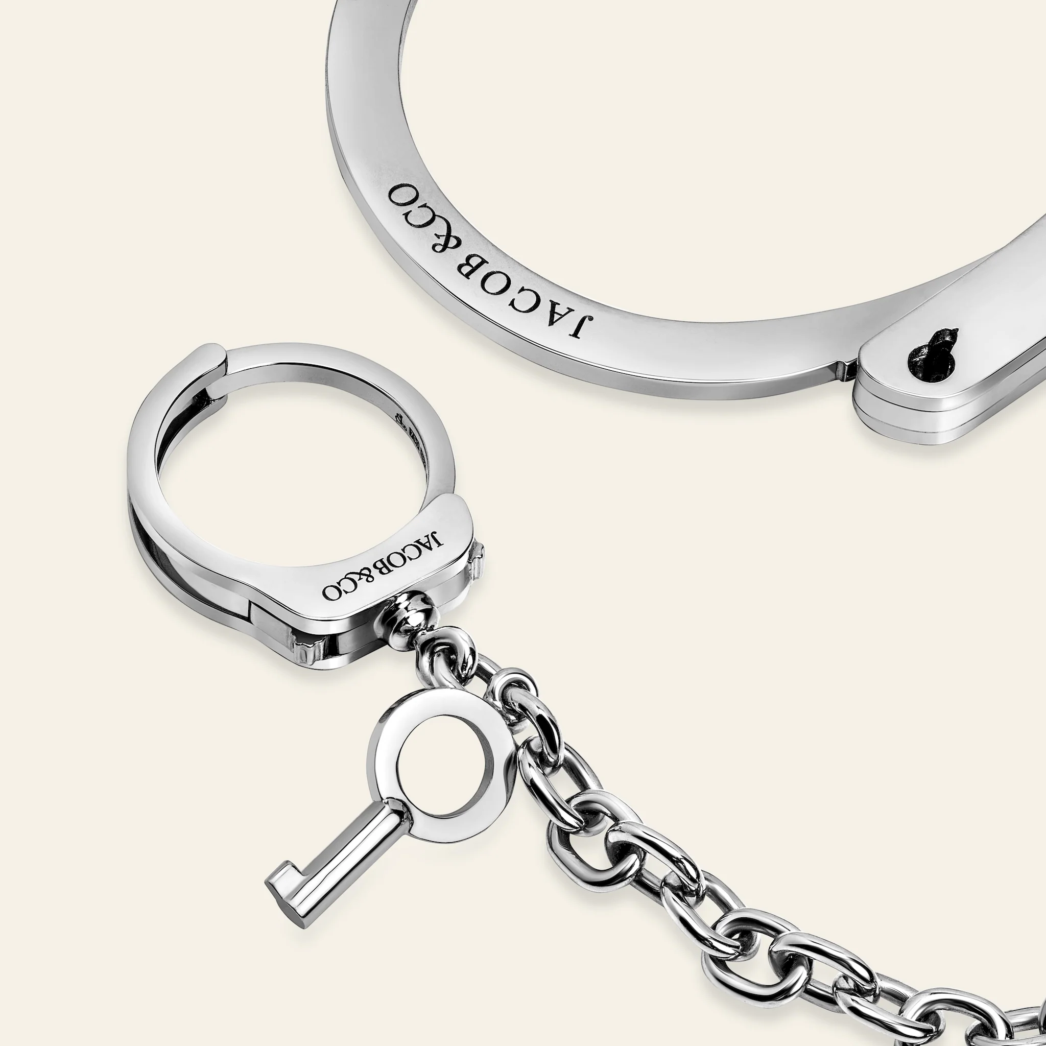 Jacob & Co. 18Kホワイトゴールド リストレット 手錠モチーフデザイン