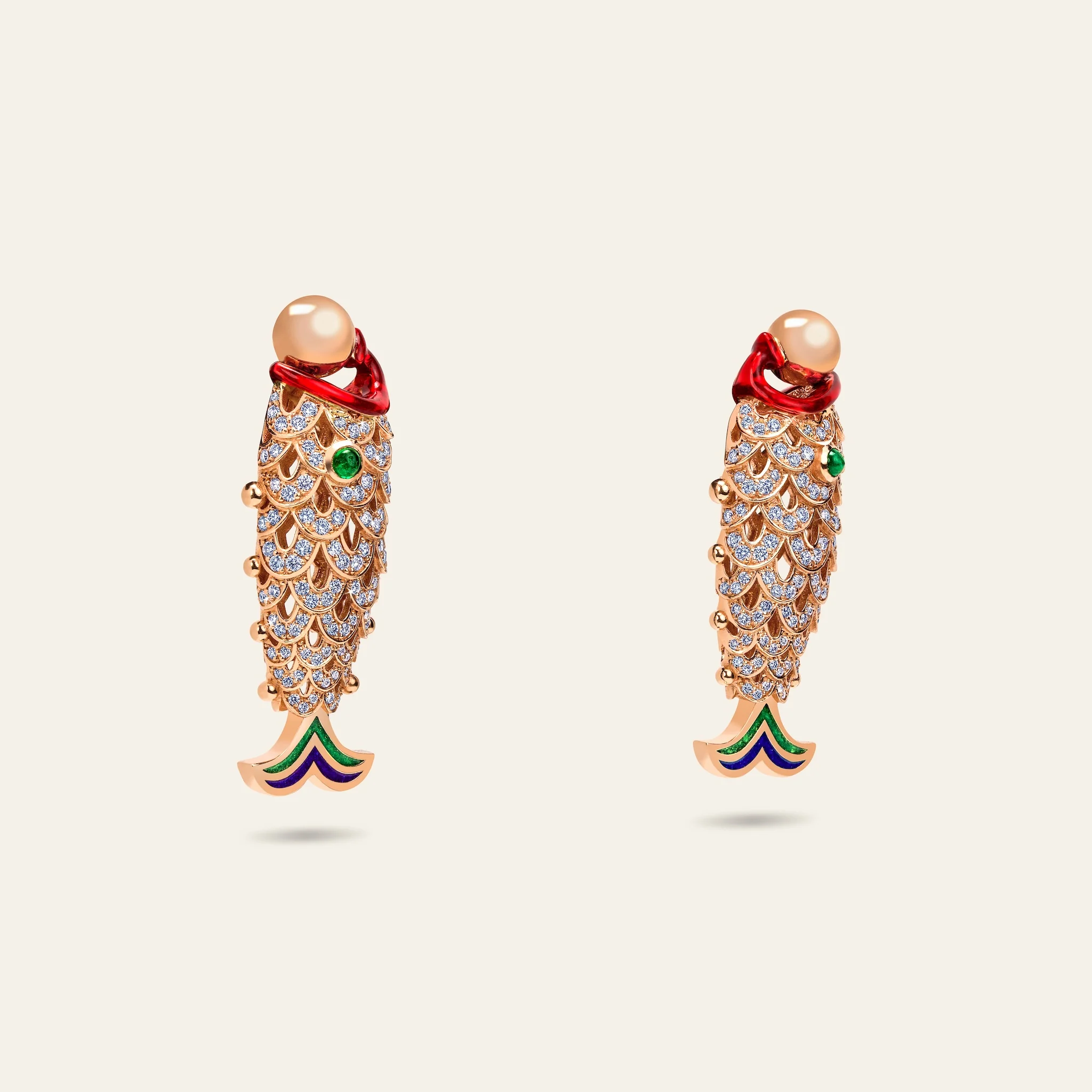 Jacob & Co. 18Kローズゴールド イヤリング 着用イメージ