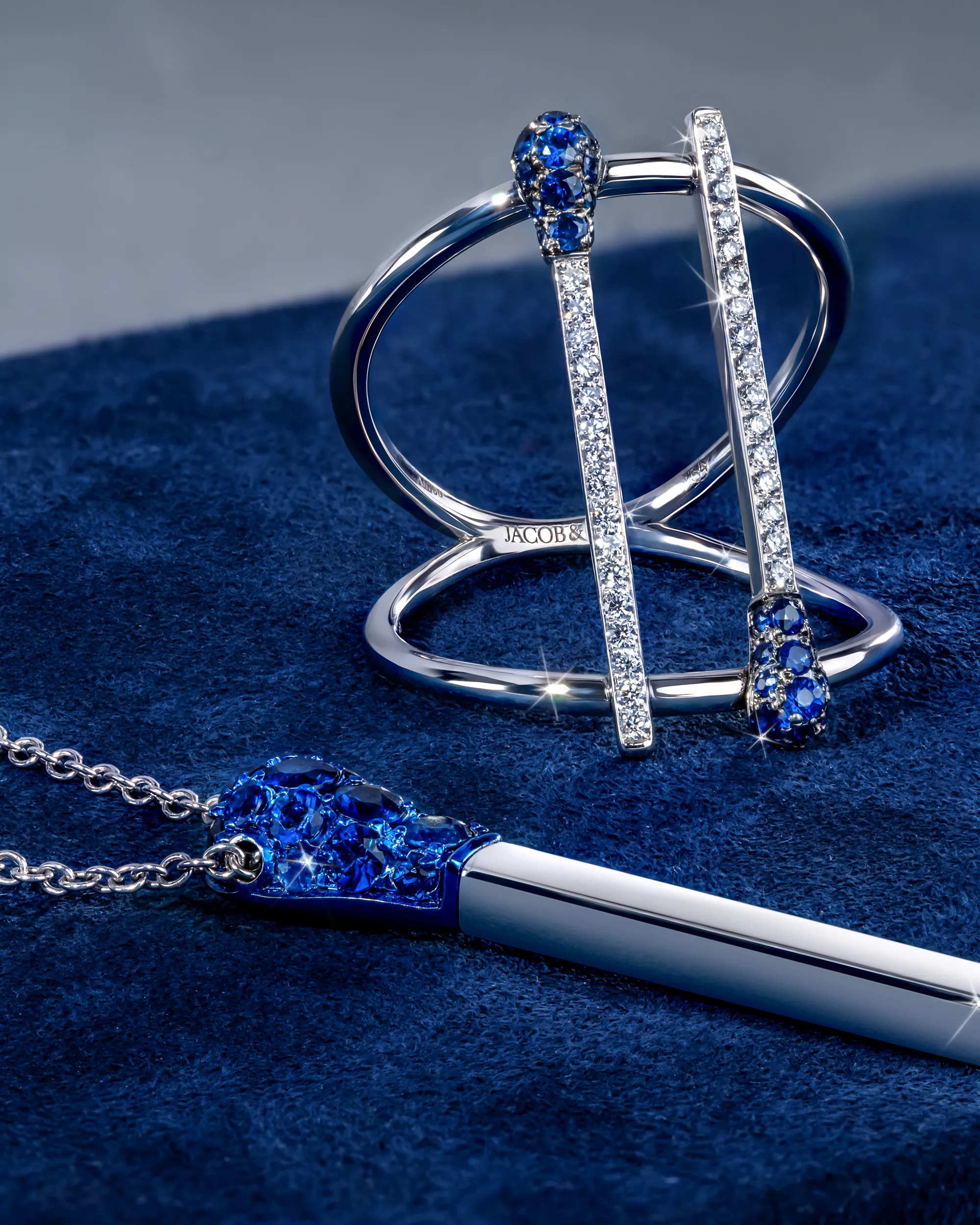 ジェイコブ マッチ コレクション ブルーサファイア指輪 着用イメージ