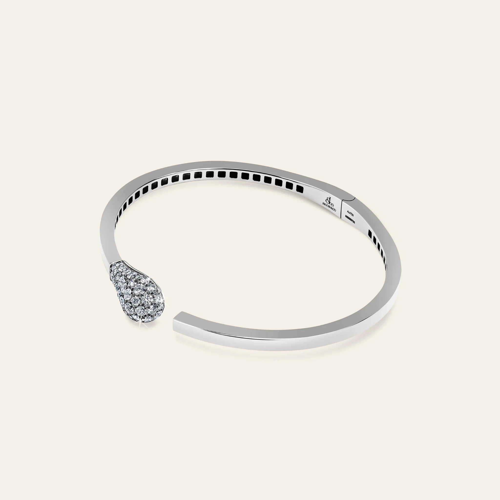 マッチ ダイヤモンド パヴェ ヘッド ホワイトゴールド 詳細