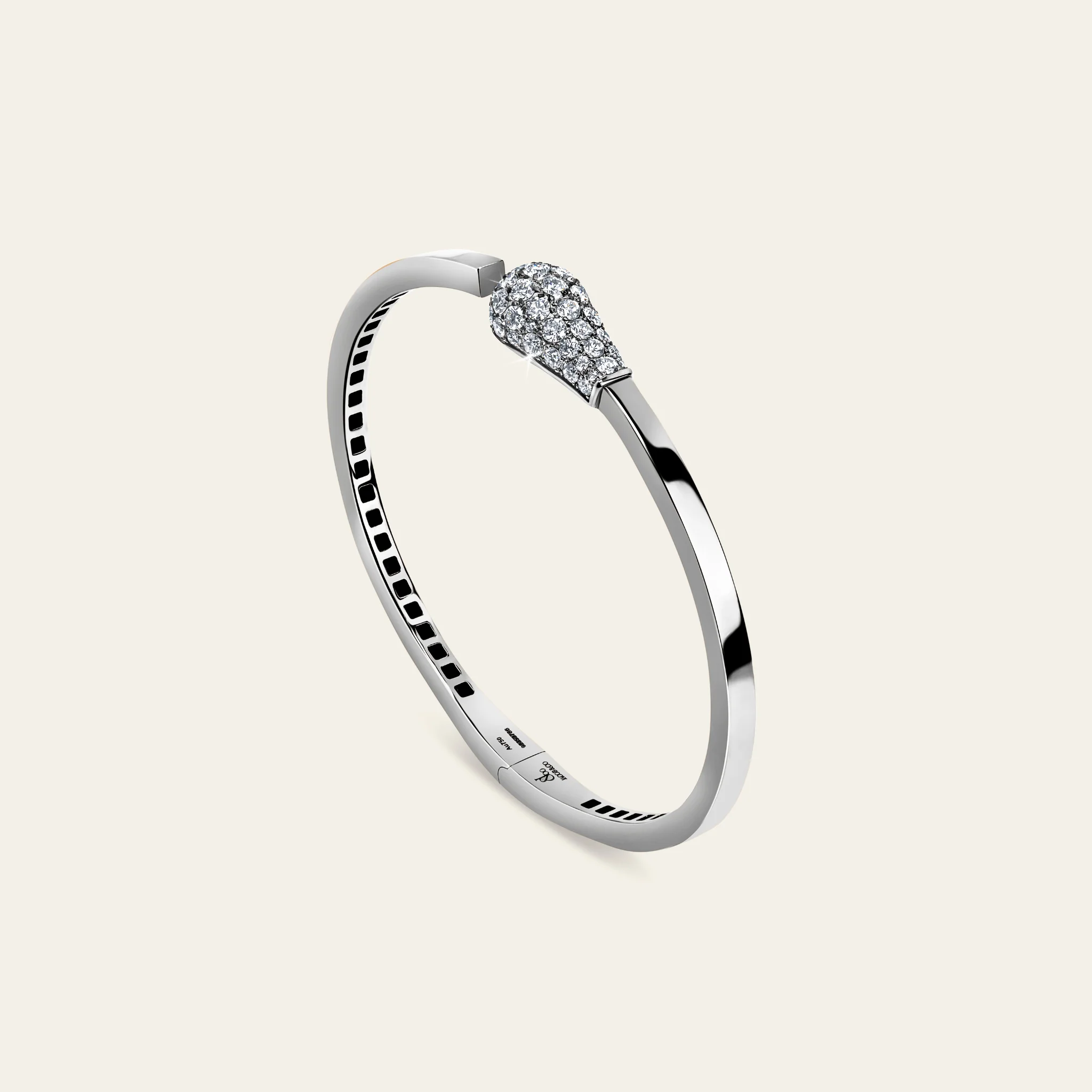 ジェイコブ マッチ コレクション ダイヤモンド ブレスレット 18KWG 着用イメージ