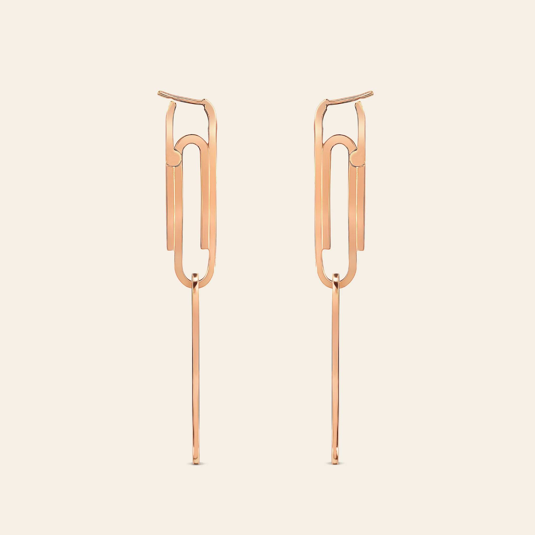 ジェイコブ オフィスサプライ コレクション 限定イヤリング 着用画像