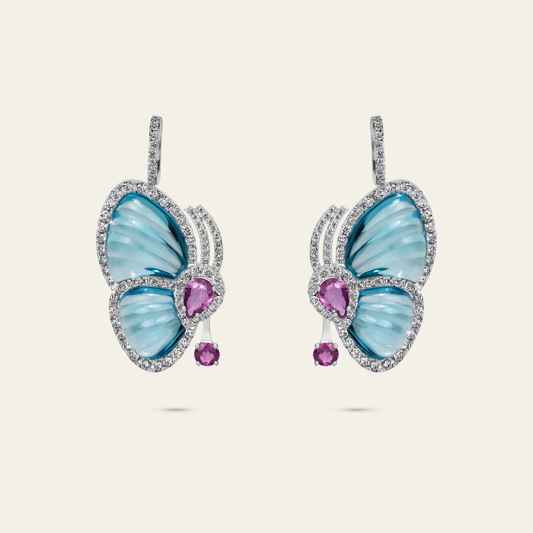 Jacob & Co. パピヨン ブルートパーズ イヤリング 18Kホワイトゴールド 正面