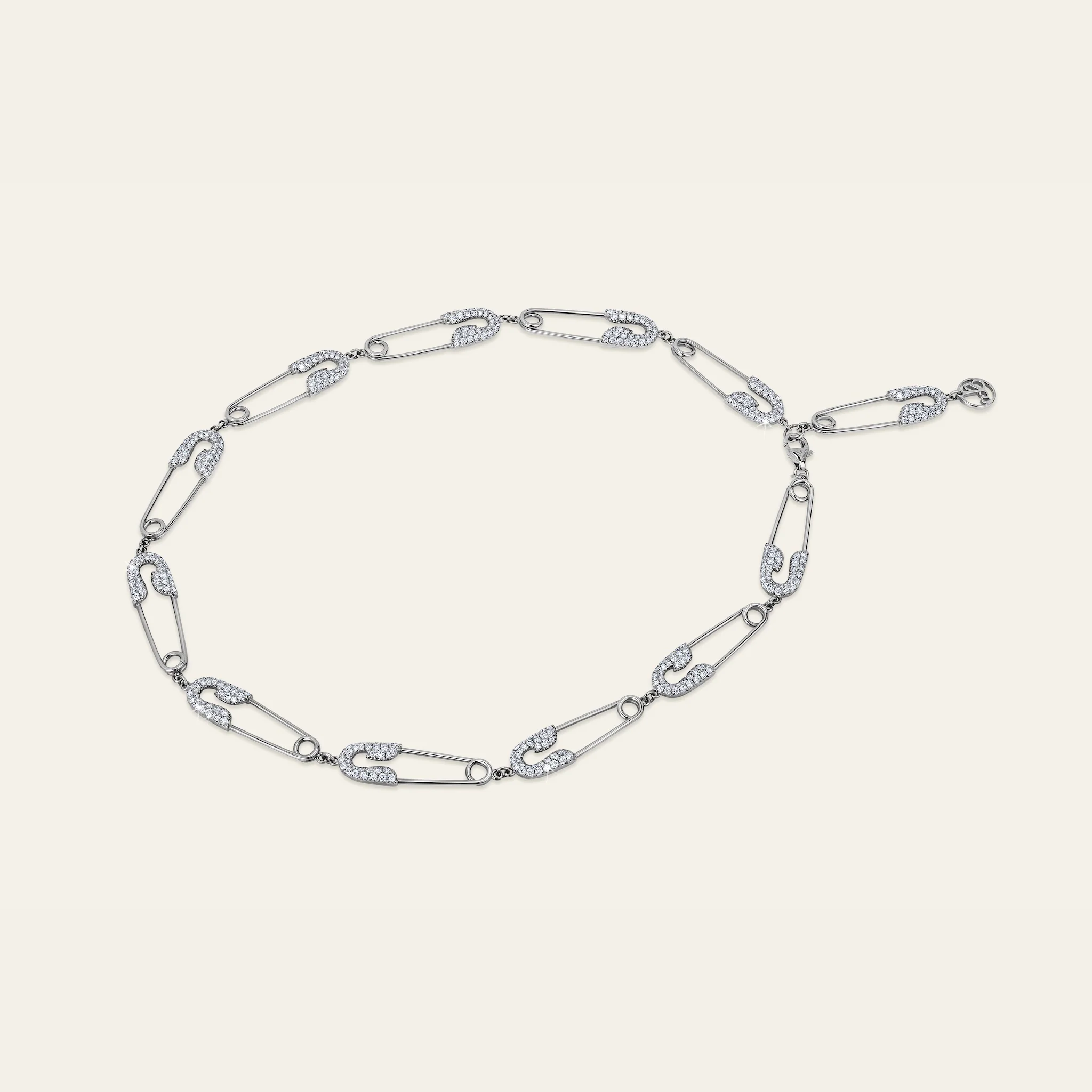 セキュラス ダイヤモンド パヴェセッティング ホワイトゴールド チョーカー 詳細