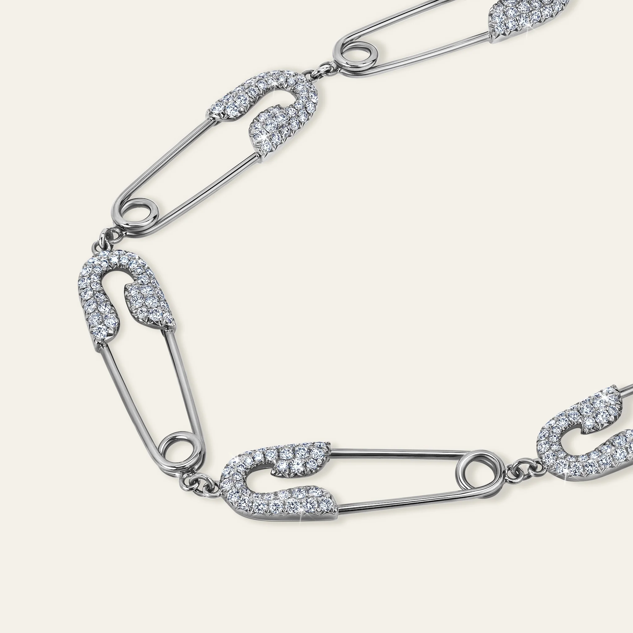 ジェイコブ セキュラス コレクション ホワイトゴールド チョーカー 着用画像