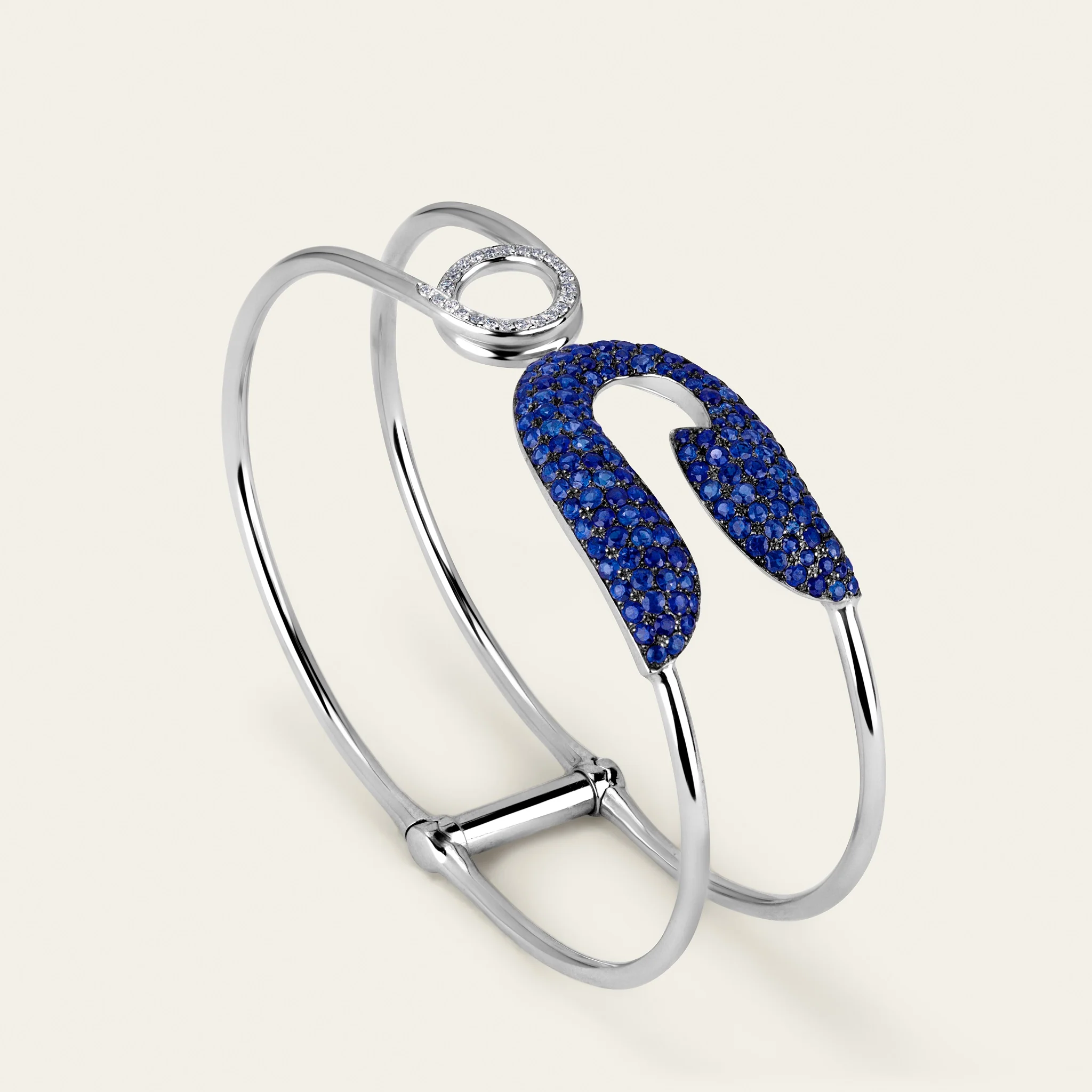 Jacob & Co. セキュラス ブレスレット 18Kホワイトゴールド サファイア＆ダイヤモンド 正面