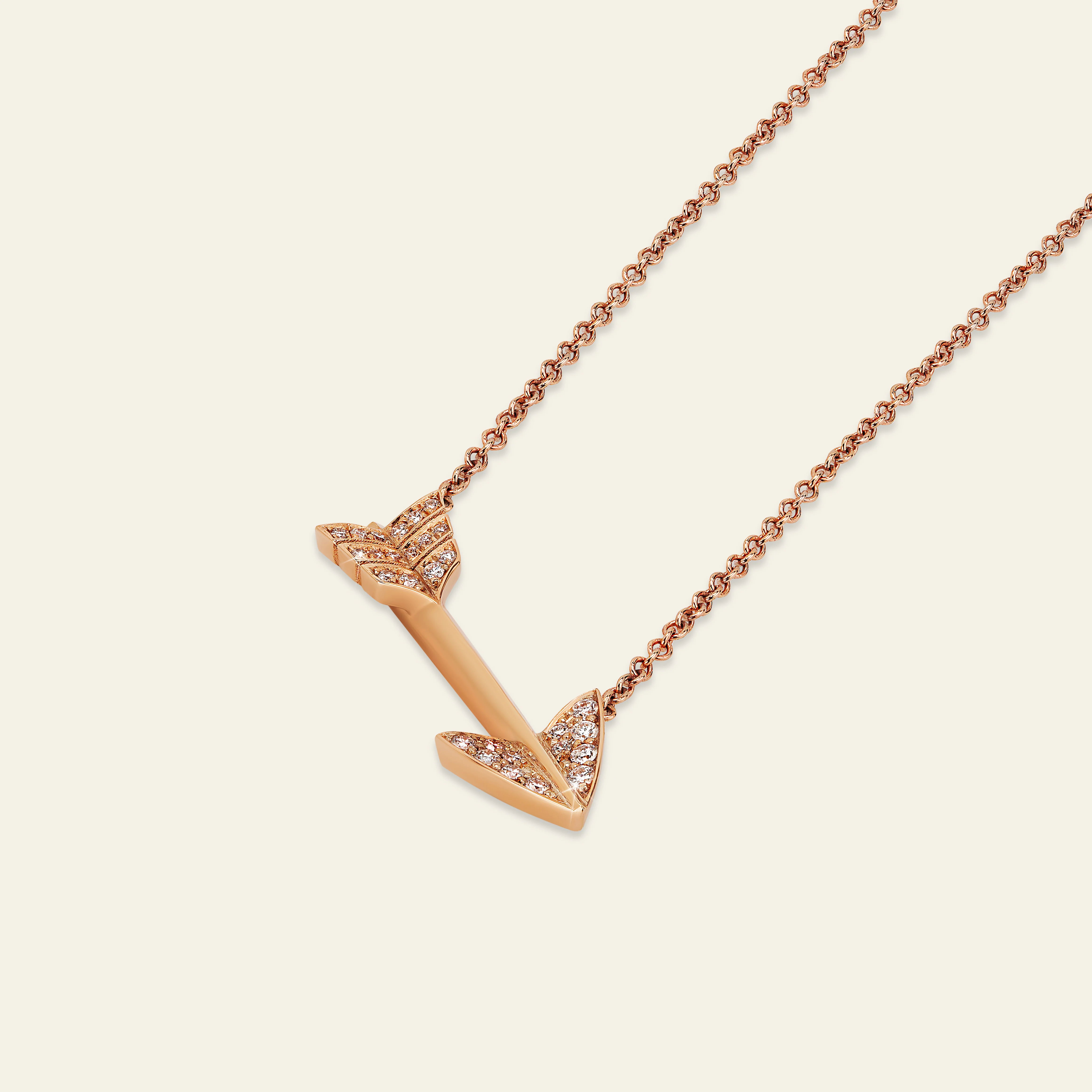 スーパーアロー ダイヤモンド ペンダント 18KRG 28石のダイヤモンド 拡大詳細