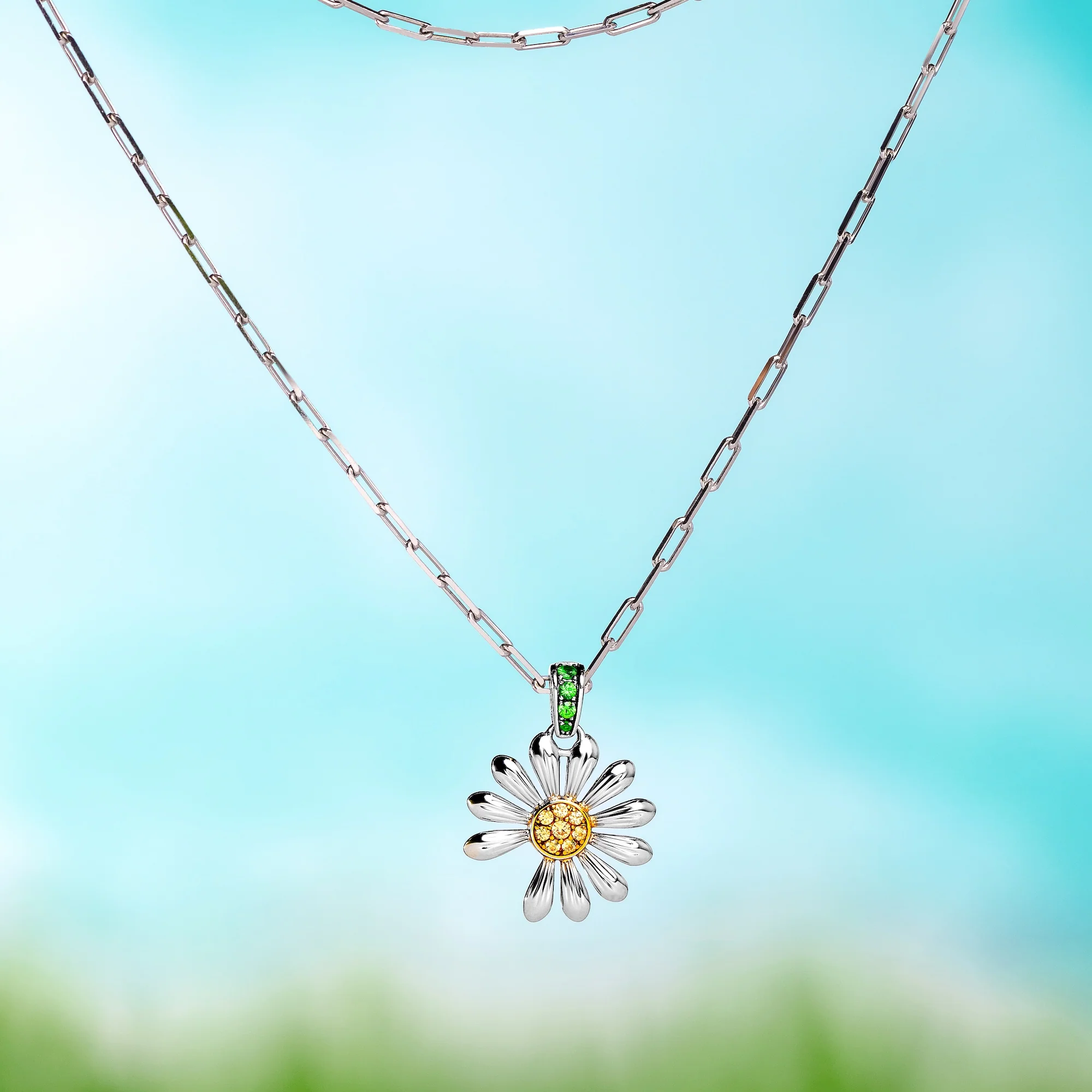 PEACEMINUSONE コラボペンダント 着用画像